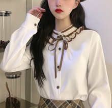 画像をギャラリービューアに読み込む, 新しくしたネイルに担当が気づいてくれたショコラブラウス