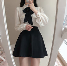 画像をギャラリービューアに読み込む, 連絡を返してくれない担当に冷めそうになる病みブラウス