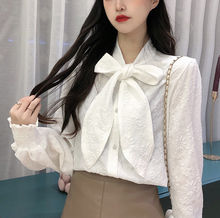 画像をギャラリービューアに読み込む, 現場で推しに認知してもらえた天使ブラウス