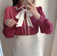 画像をギャラリービューアに読み込む, 担当の前では大丈夫なふりをしちゃういちごブラウス