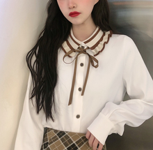 画像をギャラリービューアに読み込む, 新しくしたネイルに担当が気づいてくれたショコラブラウス