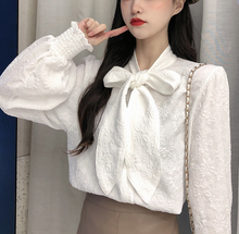 画像をギャラリービューアに読み込む, 現場で推しに認知してもらえた天使ブラウス