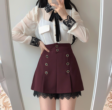 画像をギャラリービューアに読み込む, 香水を推しとおそろいにしちゃうメイドブラウス