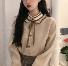 画像をギャラリービューアに読み込む, 新しくしたネイルに担当が気づいてくれたショコラブラウス