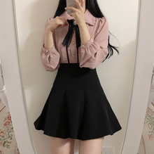 画像をギャラリービューアに読み込む, 推しとの匂わせストーリーをあげちゃう甘めブラウス