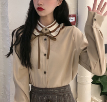 画像をギャラリービューアに読み込む, 新しくしたネイルに担当が気づいてくれたショコラブラウス