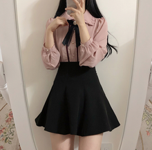 画像をギャラリービューアに読み込む, 推しとの匂わせストーリーをあげちゃう甘めブラウス