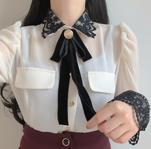 画像をギャラリービューアに読み込む, 香水を推しとおそろいにしちゃうメイドブラウス