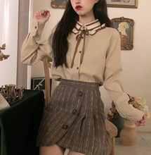 画像をギャラリービューアに読み込む, 新しくしたネイルに担当が気づいてくれたショコラブラウス