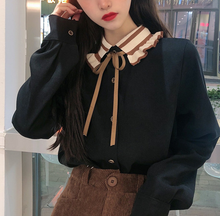 画像をギャラリービューアに読み込む, 新しくしたネイルに担当が気づいてくれたショコラブラウス