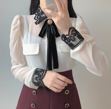 画像をギャラリービューアに読み込む, 香水を推しとおそろいにしちゃうメイドブラウス