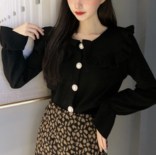 画像をギャラリービューアに読み込む, 推しのメンカラをこっそり身につけちゃう秘密カーディガン