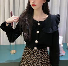 画像をギャラリービューアに読み込む, 推しのメンカラをこっそり身につけちゃう秘密カーディガン