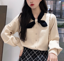 画像をギャラリービューアに読み込む, 推しのグッズが届いてワクワクしちゃう子犬カーディガン