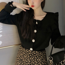 画像をギャラリービューアに読み込む, 推しのメンカラをこっそり身につけちゃう秘密カーディガン