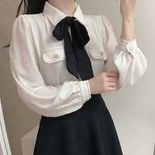 画像をギャラリービューアに読み込む, 連絡を返してくれない担当に冷めそうになる病みブラウス