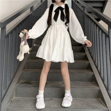 画像をギャラリービューアに読み込む, 担当被りを見つけてモヤモヤしちゃううさぎワンピース